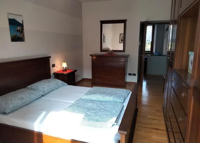 Azzurro Apartament *